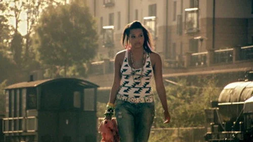 Молокососы 5 сезон 4 серия — кадр