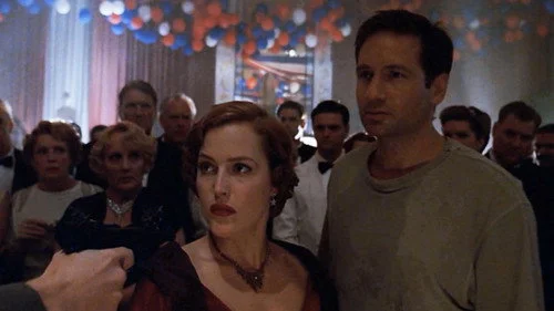 Секретные материалы 6 сезон 3 серия — кадр